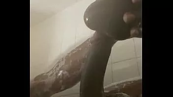 Reproducir Ducharse y romperse en este juguete sexual