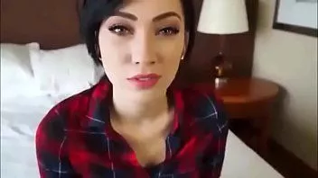 Riproduci Ha accidentalmente fatto creampie alla sua stessa sorellastra!