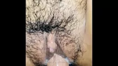 চালান 18 বছর বয়সের ফোঁটা ভেজা ভগ অন্তরঙ্গ হোম ভিডিওতে ক্রাইপড হয়ে যায়